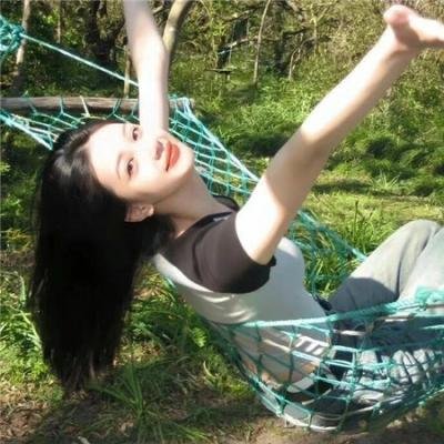 黄蜂女